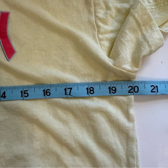 Britney Spears Stronger Pink Graphic On Yellow Cotton Tee Shirt Size Large - Picture 7 of 7